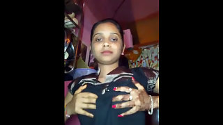 Desi GF Chandni Exposing Her Indian Tits